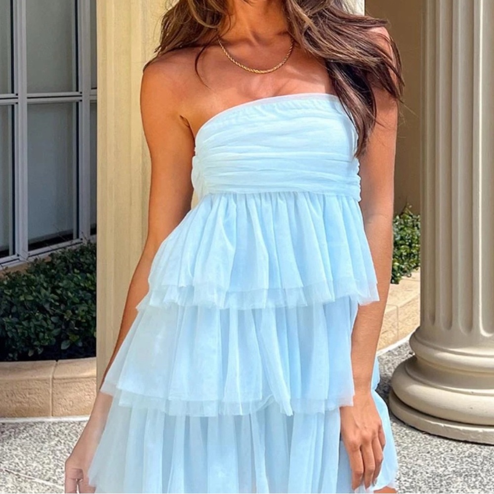 Elegant Strapless Light Blue Dress